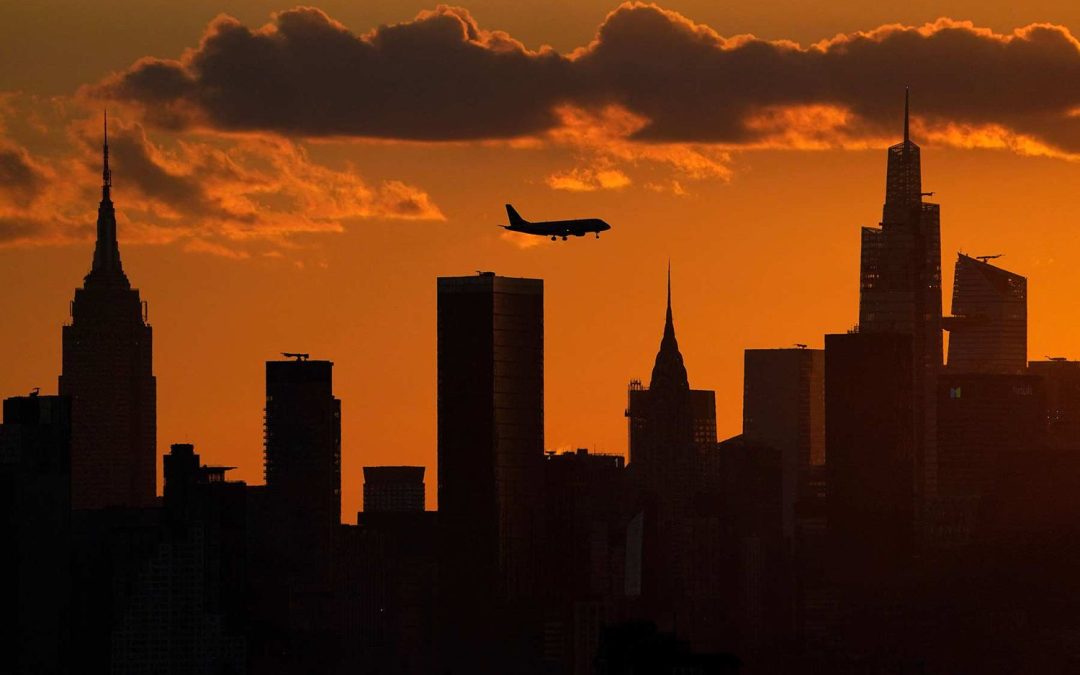 7 Expert Tips for Taking a Red-eye Flight